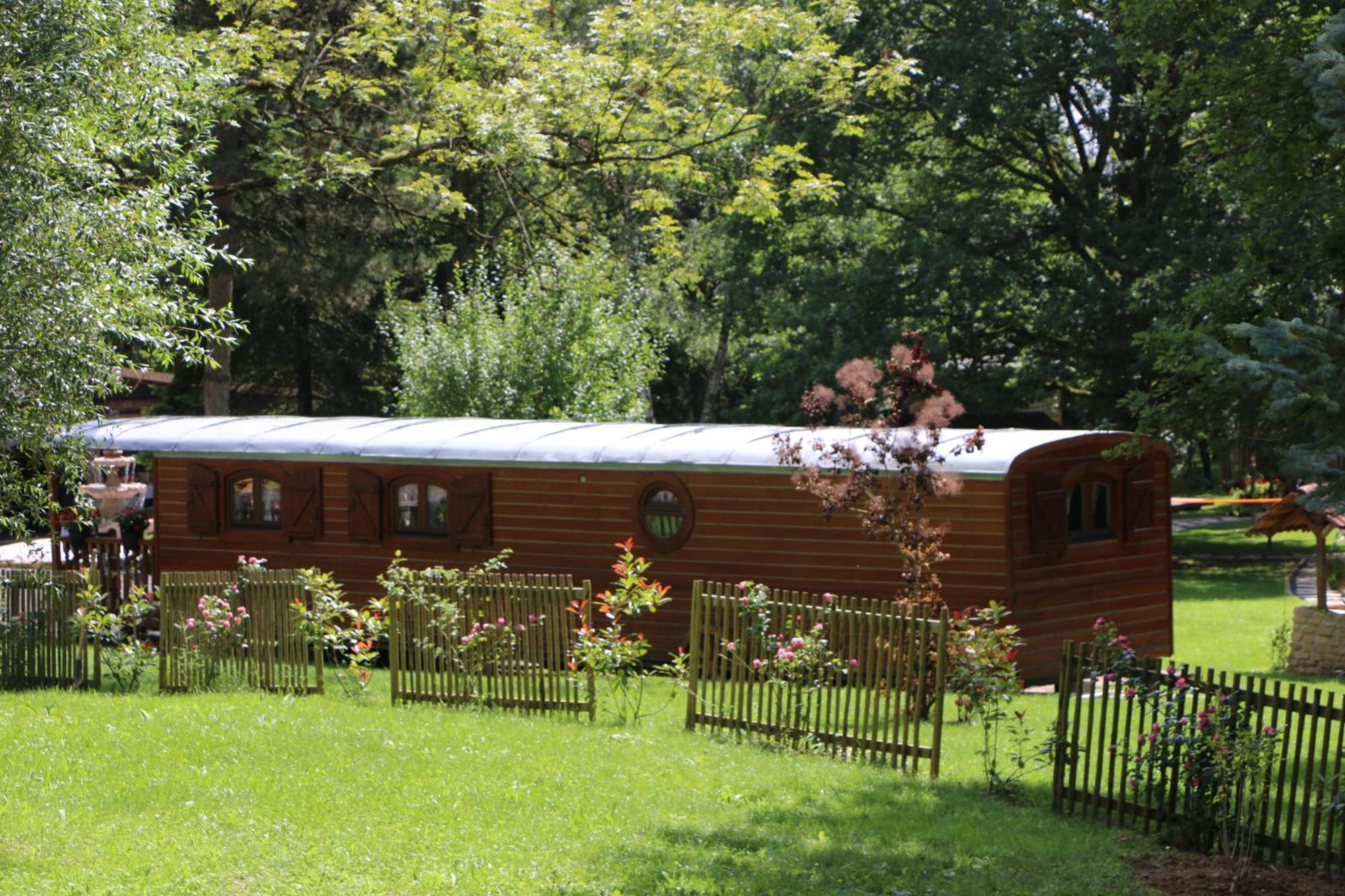 Les Roulottes A Sandie Diedenhofen Exterior foto